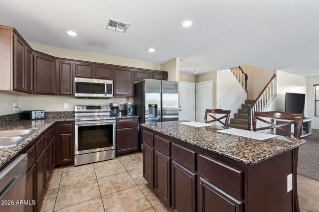 9846 W MELINDA Lane, Peoria, AZ 85382