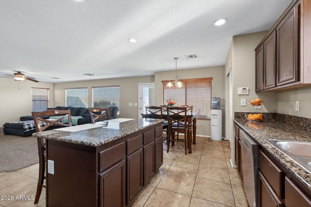 9846 W MELINDA Lane, Peoria, AZ 85382