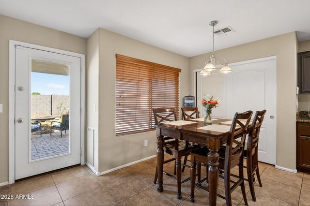 9846 W MELINDA Lane, Peoria, AZ 85382