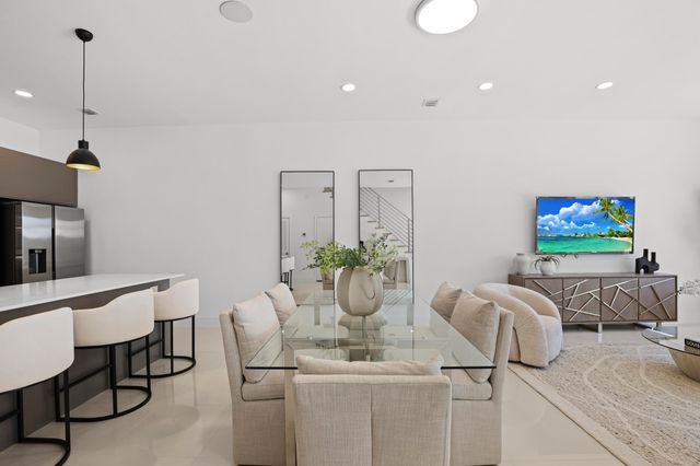 1807 NE 13 Street 1807, Fort Lauderdale, FL 33304