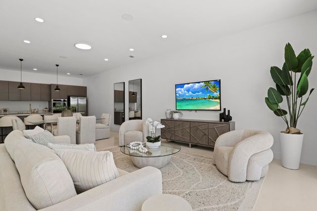 1807 NE 13 Street 1807, Fort Lauderdale, FL 33304