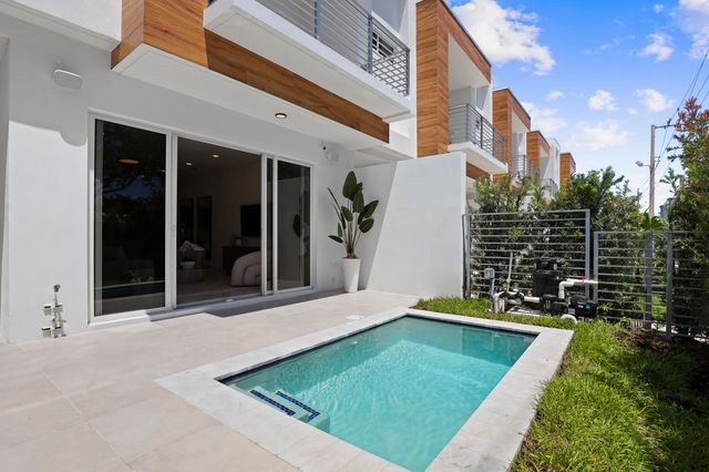 1807 NE 13 Street 1807, Fort Lauderdale, FL 33304
