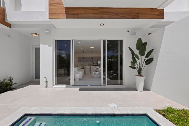 1807 NE 13 Street 1807, Fort Lauderdale, FL 33304
