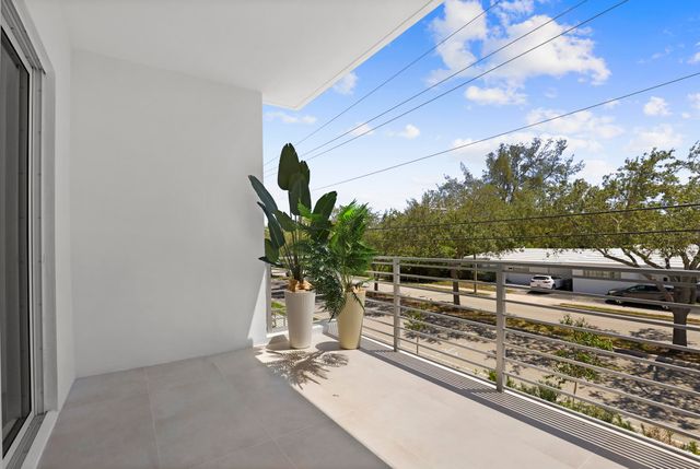 1807 NE 13 Street 1807, Fort Lauderdale, FL 33304