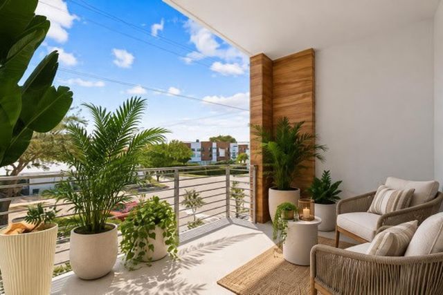 1807 NE 13 Street 1807, Fort Lauderdale, FL 33304