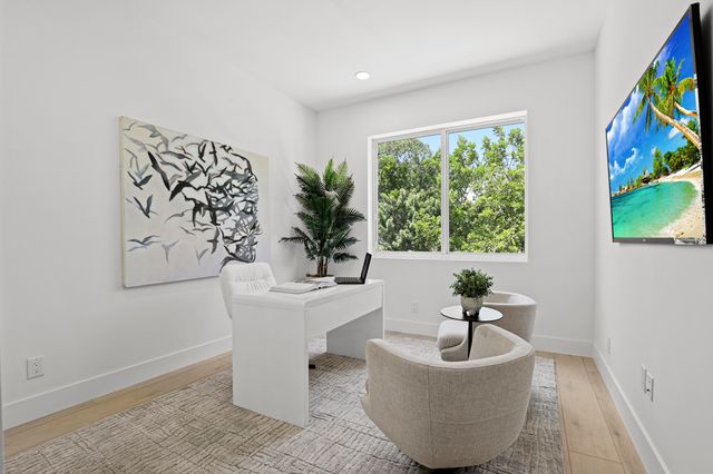 1807 NE 13 Street 1807, Fort Lauderdale, FL 33304