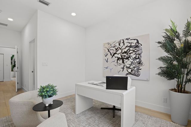 1807 NE 13 Street 1807, Fort Lauderdale, FL 33304