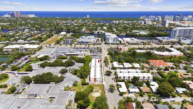 1807 NE 13 Street 1807, Fort Lauderdale, FL 33304