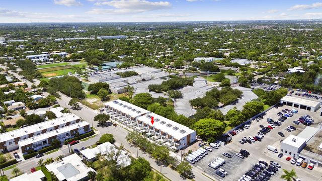 1807 NE 13 Street 1807, Fort Lauderdale, FL 33304