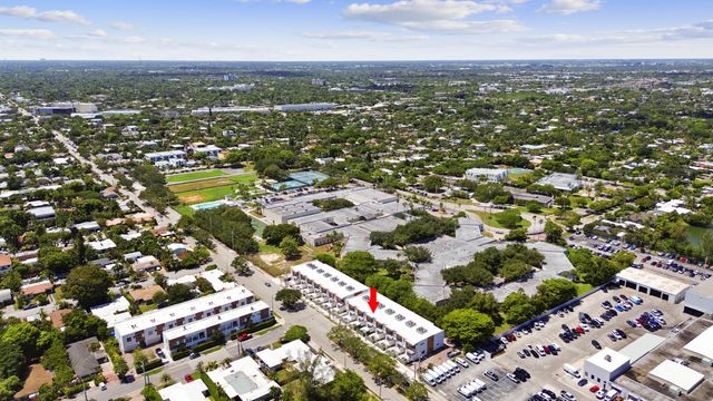 1807 NE 13 Street 1807, Fort Lauderdale, FL 33304