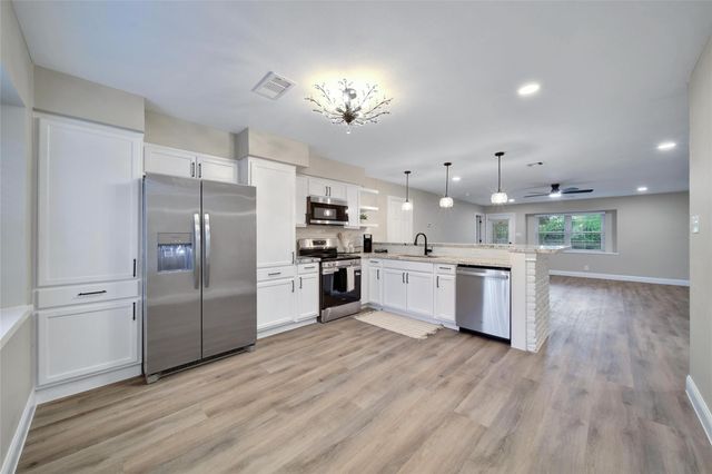 24226 Whitesail Drive, Huffman, TX 77336