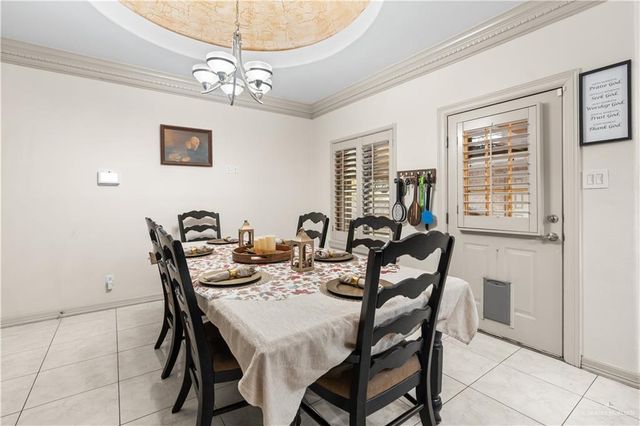 7303 N 22nd Lane, Mcallen, TX 78504