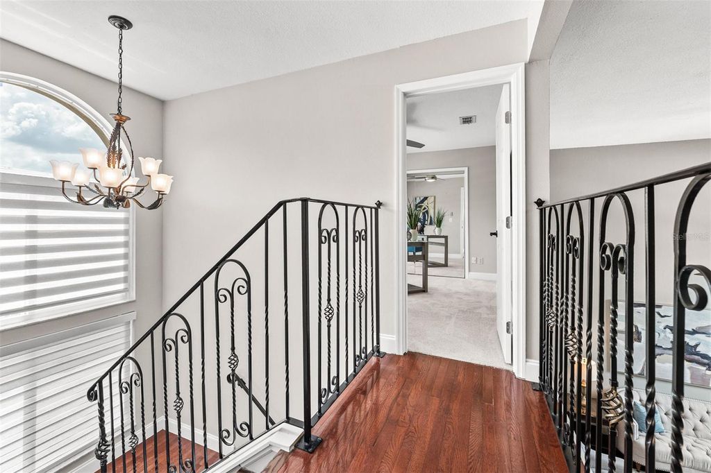 Image 28 of property listing at 7834 SNOWBERRY CIR, Orlando, FL 32819