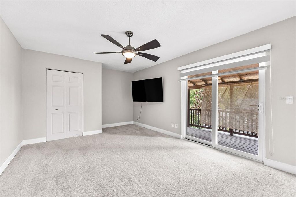 Image 31 of property listing at 7834 SNOWBERRY CIR, Orlando, FL 32819