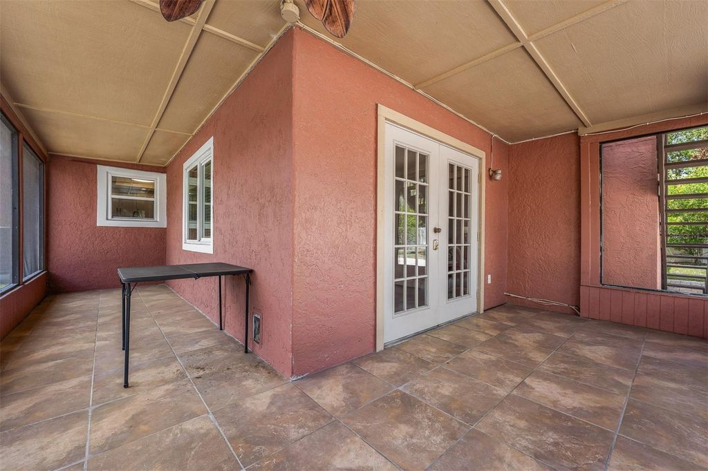 Image 41 of property listing at 7834 SNOWBERRY CIR, Orlando, FL 32819