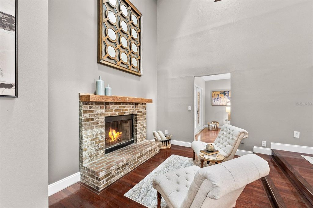 Image 7 of property listing at 7834 SNOWBERRY CIR, Orlando, FL 32819