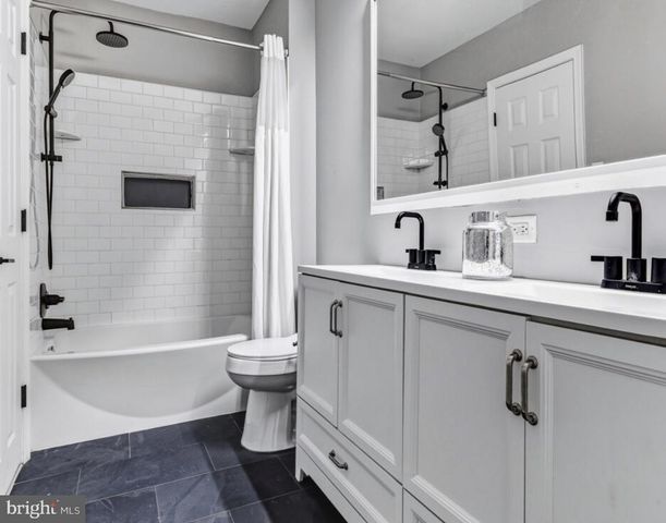 27 LINCOLN DRIVE LS, Laurel Springs, NJ 08021