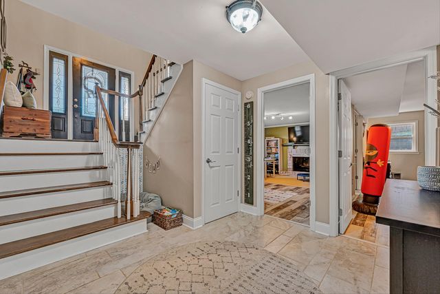 2738 Bobwhite DR, Roanoke, VA 24018