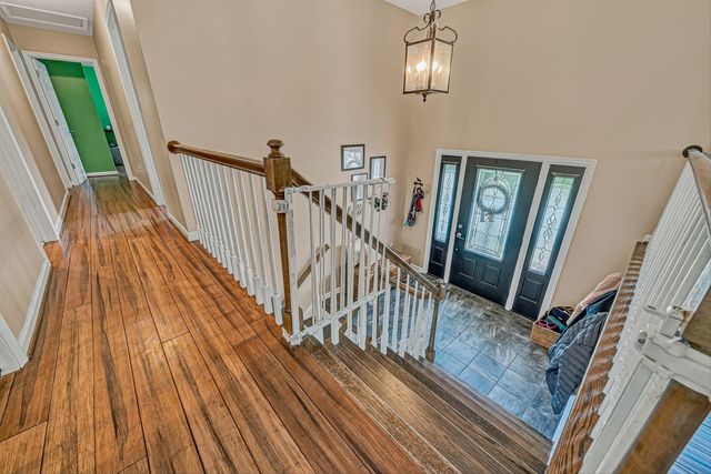 2738 Bobwhite DR, Roanoke, VA 24018