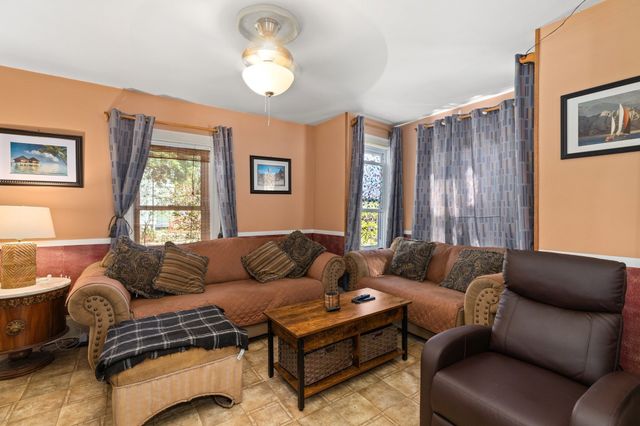 167 Fifth St, Leominster, MA 01453