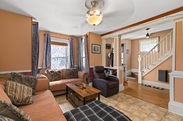 167 Fifth St, Leominster, MA 01453