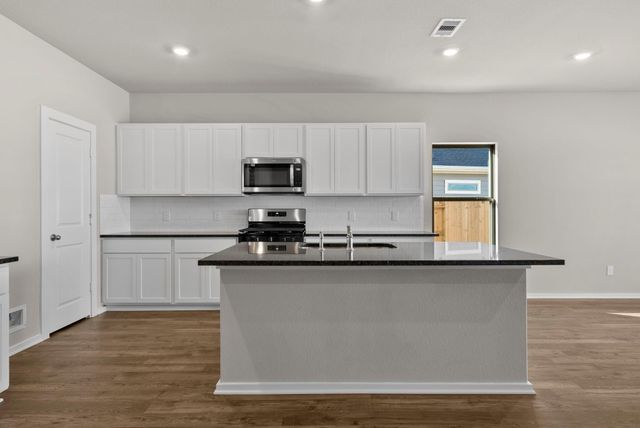 252 Orchard Laurel Drive, Alvin, TX 77511