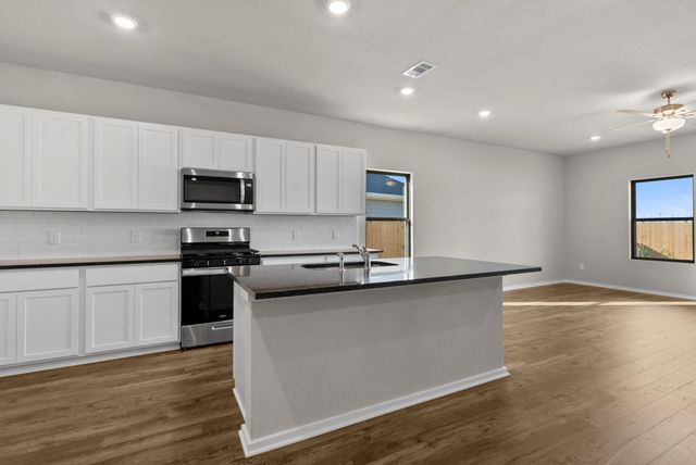 252 Orchard Laurel Drive, Alvin, TX 77511