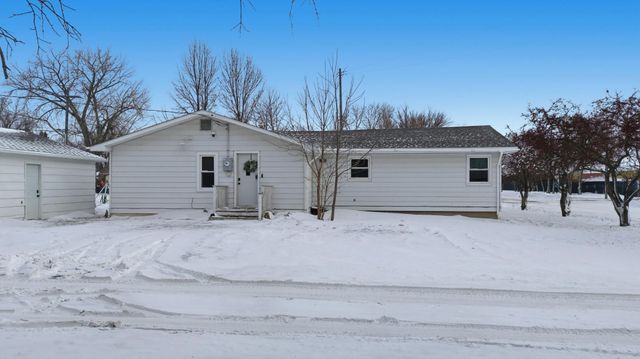 111 Main Street S, Dilworth, MN 56529