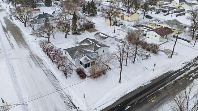 111 Main Street S, Dilworth, MN 56529