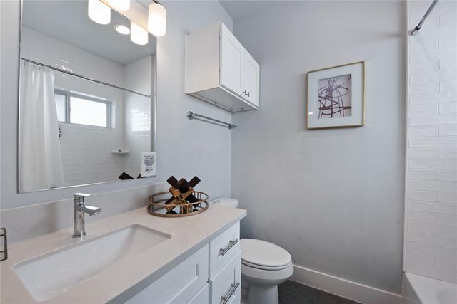 3365 Daphne Street, Houston, TX 77021