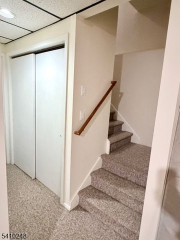 55 Sand Hill Rd, Jamesburg Boro, NJ 08831