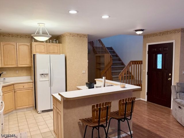 55 Sand Hill Rd, Jamesburg Boro, NJ 08831