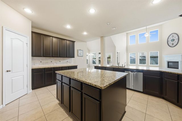 6118 Eaden Prairie Dr, Richmond, TX 77407