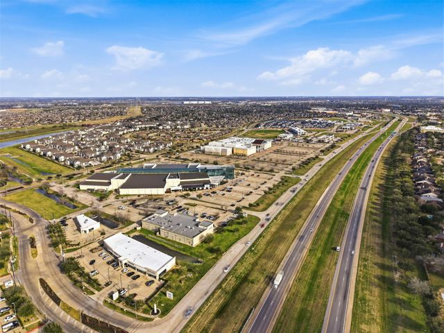 6118 Eaden Prairie Dr, Richmond, TX 77407