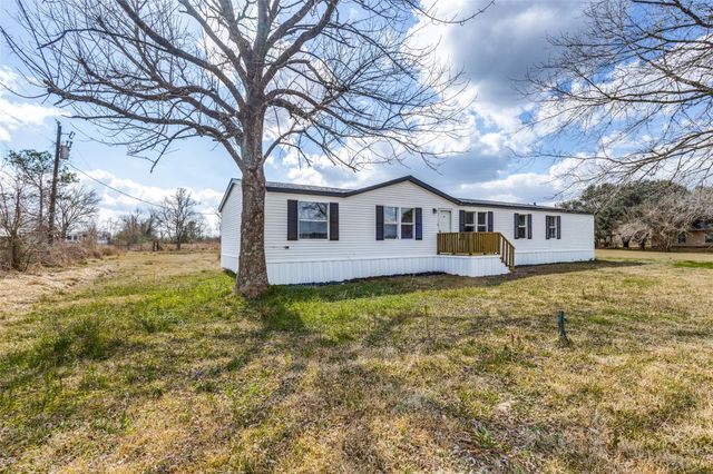 2318 Highway 105 E, Liberty, TX 77575