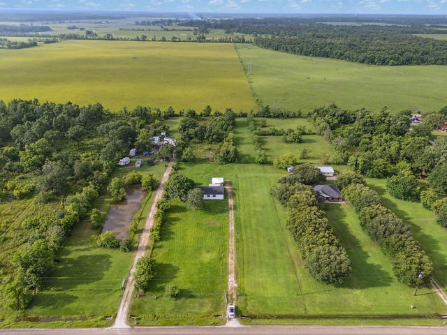 2318 Highway 105 E, Liberty, TX 77575