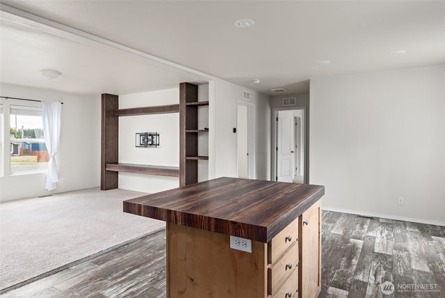 1108 Paul Avenue, Oak Harbor, WA 98277