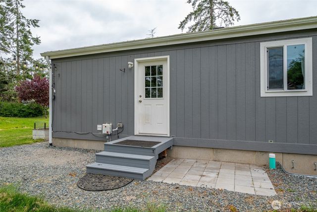 1108 Paul Avenue, Oak Harbor, WA 98277