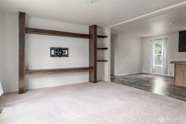 1108 Paul Avenue, Oak Harbor, WA 98277