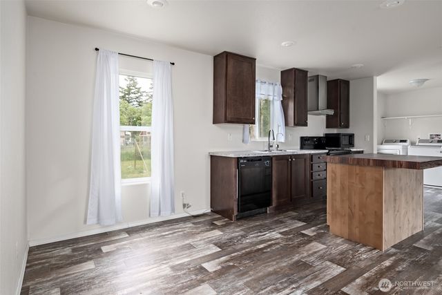 1108 Paul Avenue, Oak Harbor, WA 98277