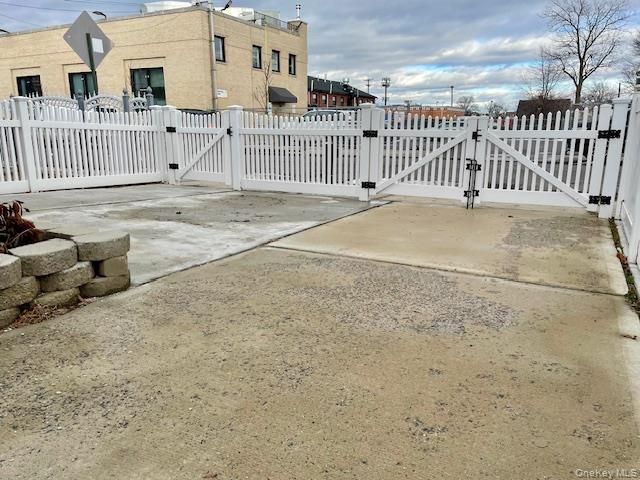 117-16 205th Street, Saint Albans, NY 11412