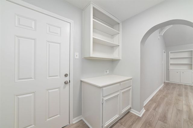 12207 Plumpoint Drive, Houston, TX 77099