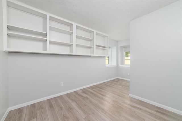 12207 Plumpoint Drive, Houston, TX 77099