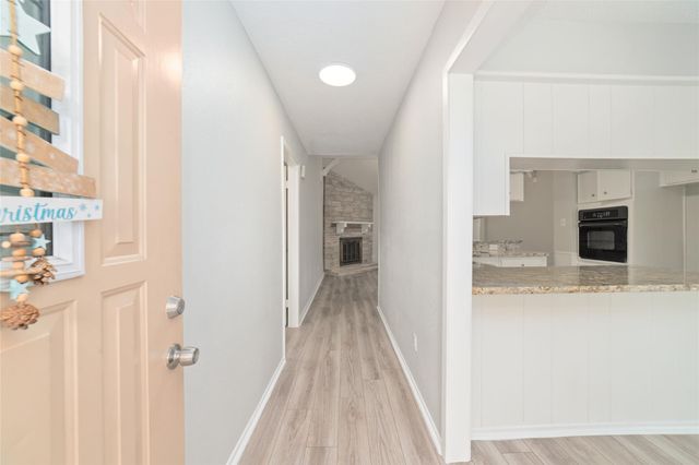 12207 Plumpoint Drive, Houston, TX 77099