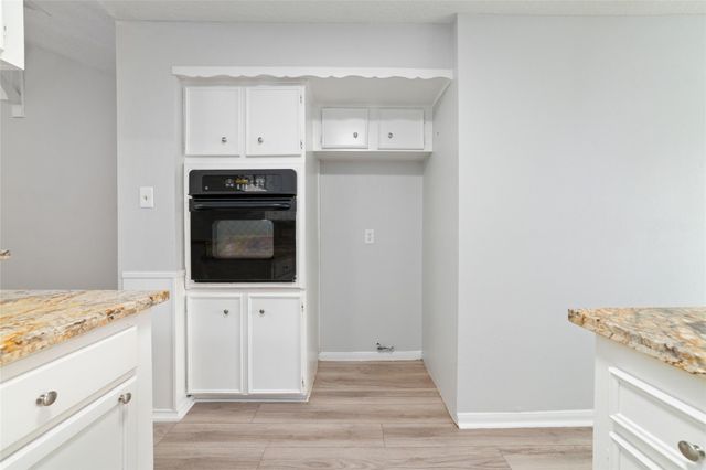 12207 Plumpoint Drive, Houston, TX 77099