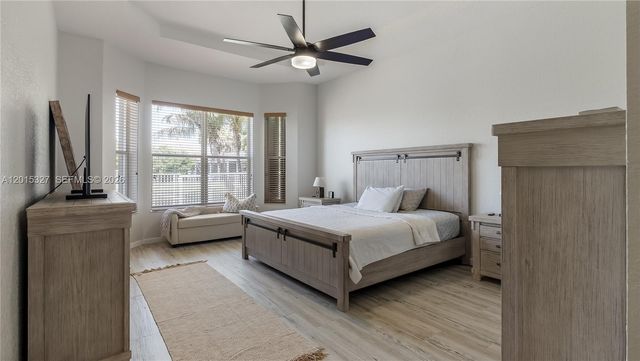 9463 Savannah Estates Dr, Lake Worth, FL 33467
