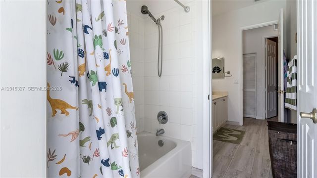 9463 Savannah Estates Dr, Lake Worth, FL 33467