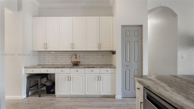 9463 Savannah Estates Dr, Lake Worth, FL 33467