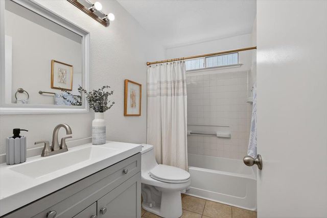 4353 Country Run Way, Antelope, CA 95843