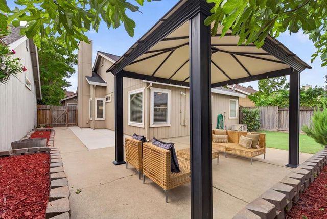 4353 Country Run Way, Antelope, CA 95843